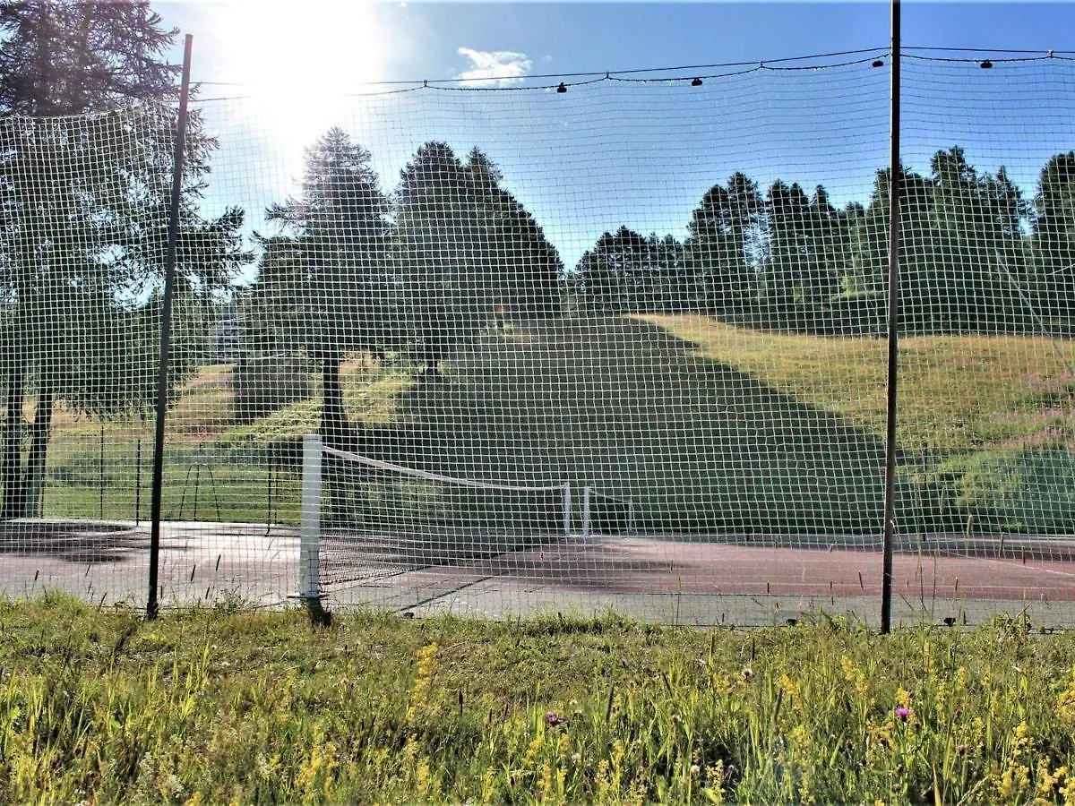 Studio Cabine Avec Acces Direct Aux Pistes, Balcon, Et Piscine - 4 Couchages, Risoul 1850 - Fr-1-330-518 Διαμέρισμα